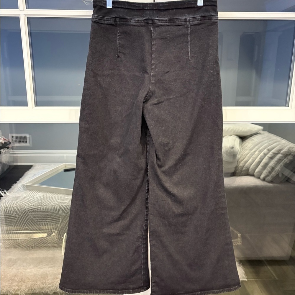 Frame Denim Jetset Flare Pull on Jeans - Picture 3 of 7